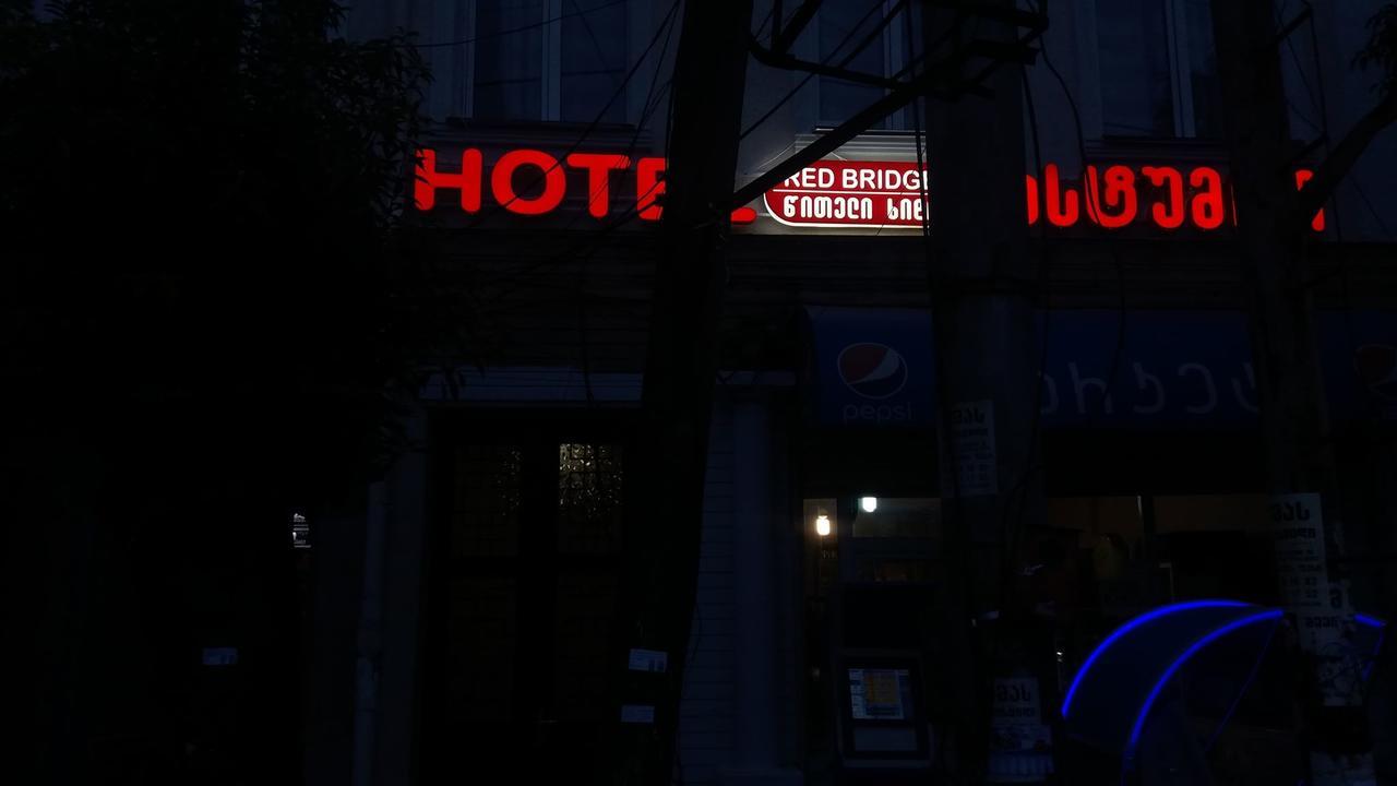 Hotel Red Bridge Kutaissi Exterior foto